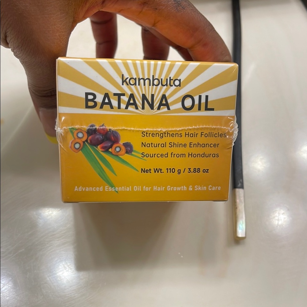 Batana Oil - Natural Shine Enhancer